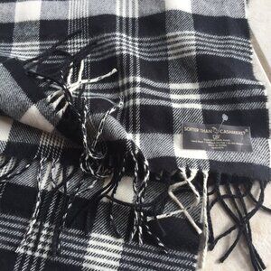 Black and white plaid fringe 100% acrylic softer than cashmere scarf OS